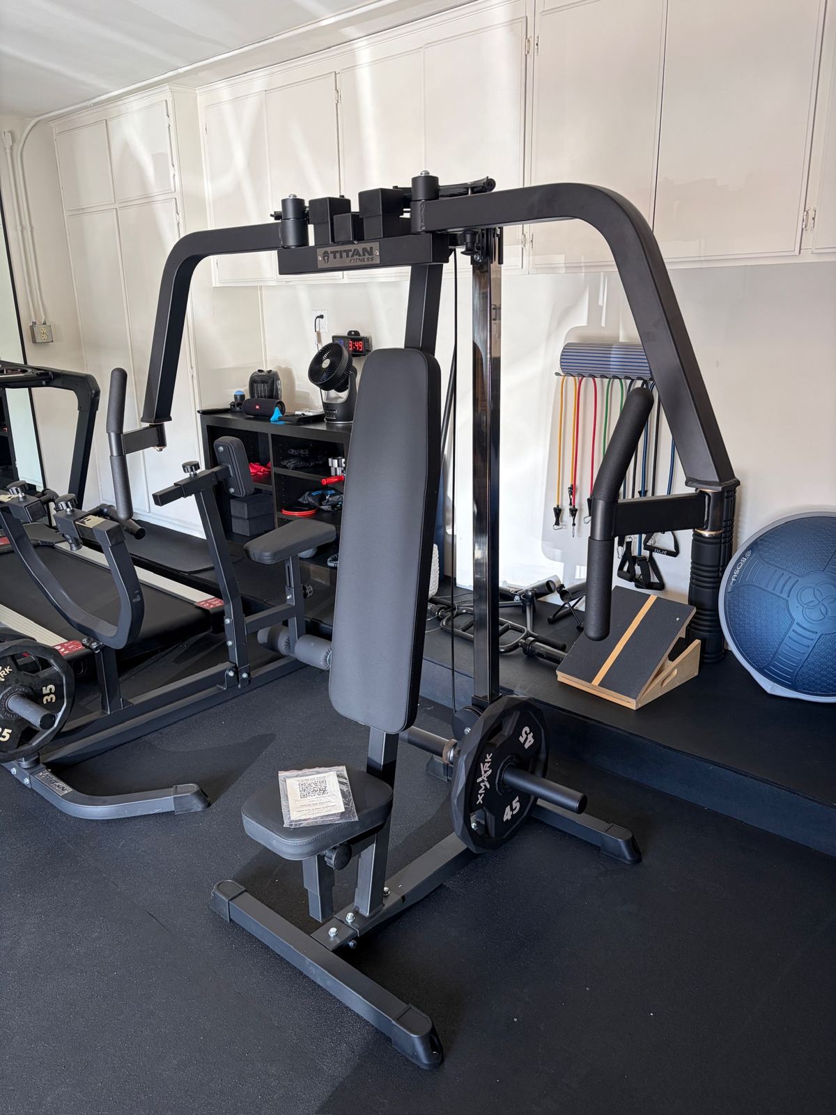 Home gym equipment assembly